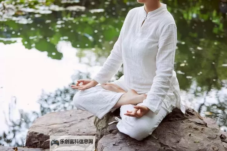 打坐时为何会慢慢向后仰:原因与调节方法分析图1