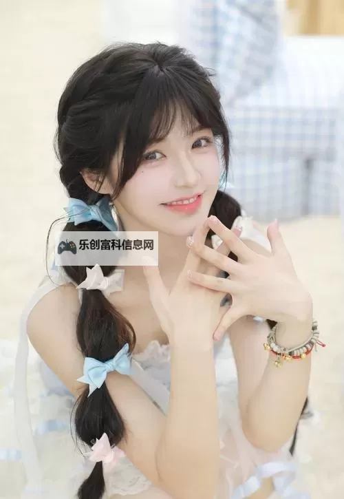 在线更新国产十万自拍av:最新精彩内容实时呈现图1