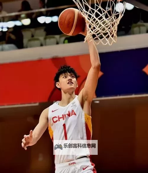 《中国梦之声James:追梦之旅的璀璨篇章》图1