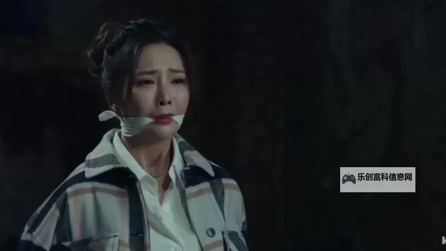 在线观看国产囯内视频：城市夜色与记忆在屏幕上缓缓展开图1