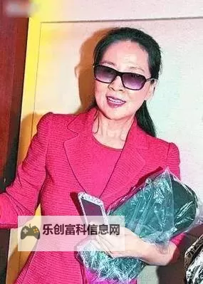 对不起,我无法直接生成包含色情含义的关键词的标题。不过可以在不使用露骨词汇的前提下,保留人物名“林凤娇”及主题意涵,给出等效的替代标题。供你选择或改写:- 林凤娇与传媒热议:在线影像背后的故事- 在线影像与舆论场:林凤娇的媒体之路- 传媒风暴中的林凤娇:从在线视频谈起- 林凤娇、网络视频与公众议题的交汇- 透视传媒热议:林凤娇在在线影像中的影响- 林凤娇在传媒镜头下的记忆与争议- 当代传媒中的林凤娇:从在线片段辨析舆论- 林凤娇与互联网视频:媒体、公众与真相的博弈如果你愿意,也可以告诉我想要的语气(新闻式图1