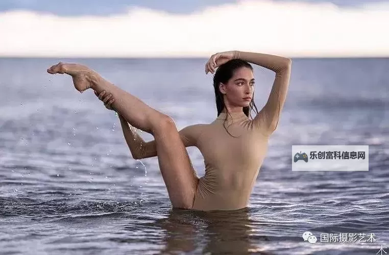 中国人体摄影网:以艺术之光诠释人体之美图1